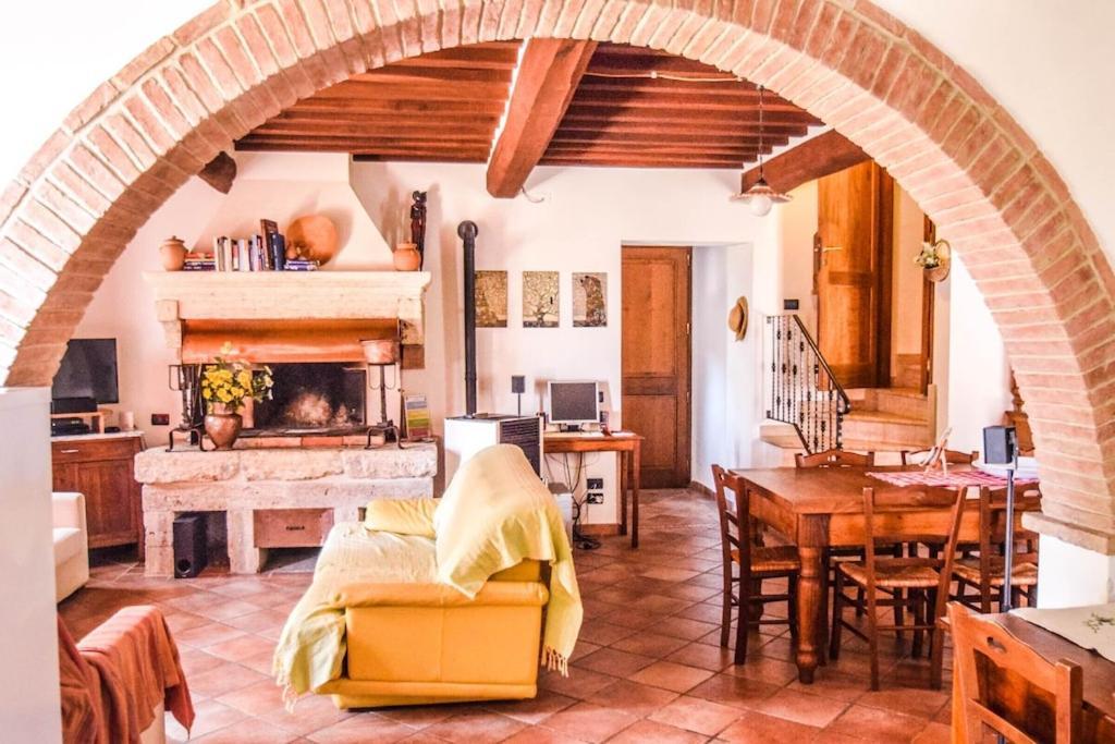 Agriturismo Podere Biancospino Piscina Privata Chianciano Terme Ngoại thất bức ảnh